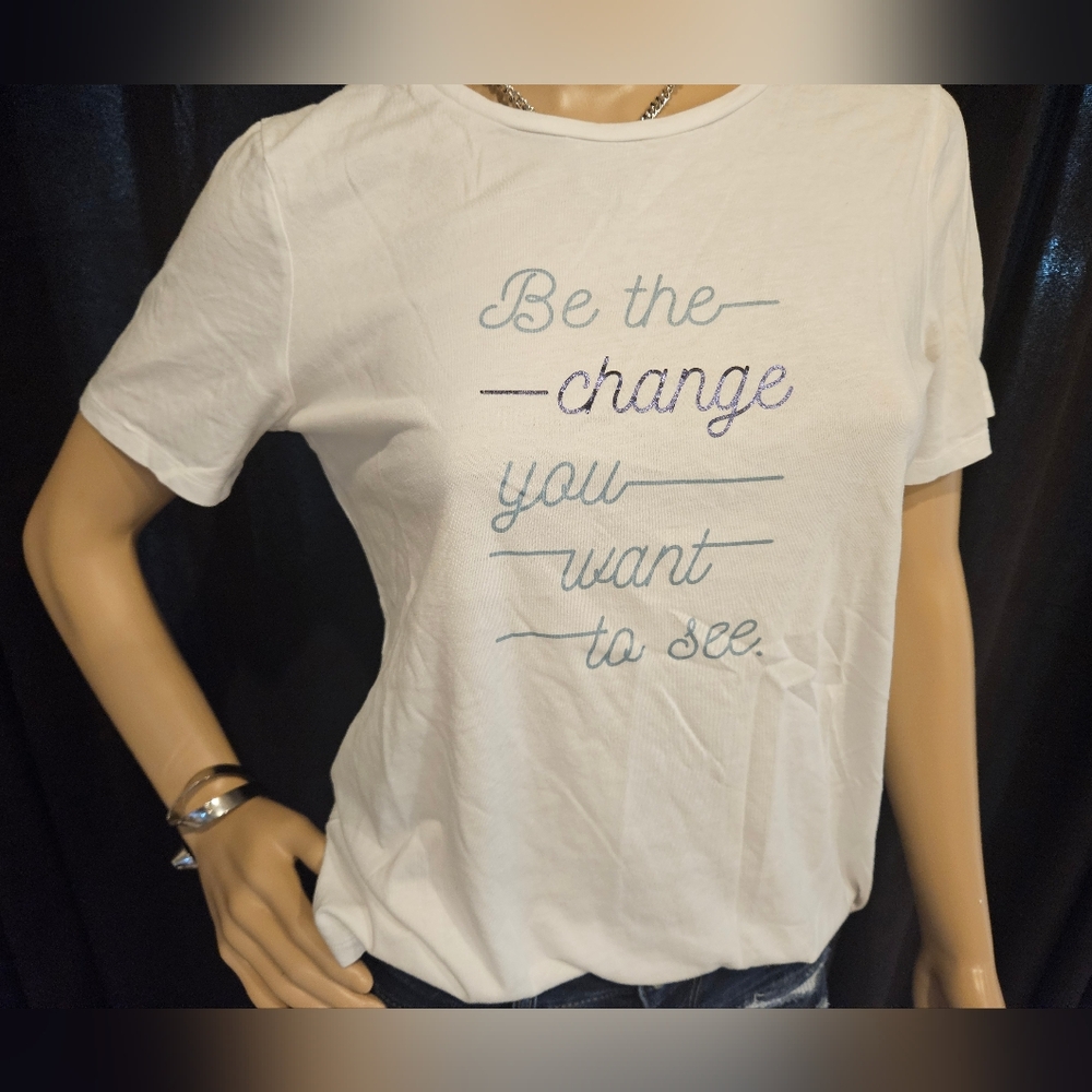 Banana republic "Be the change you want to see". Size XS (See measurements)